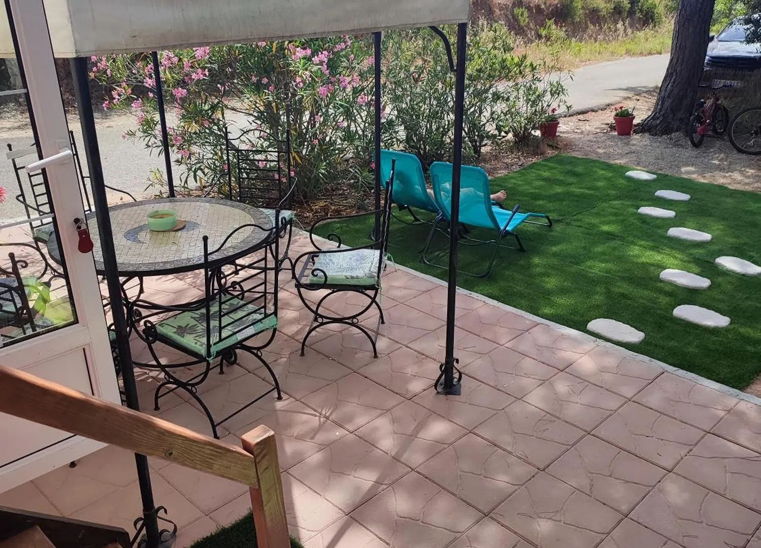 Mobil Home Dans Camping Aquatique Hyeres 0*,  France